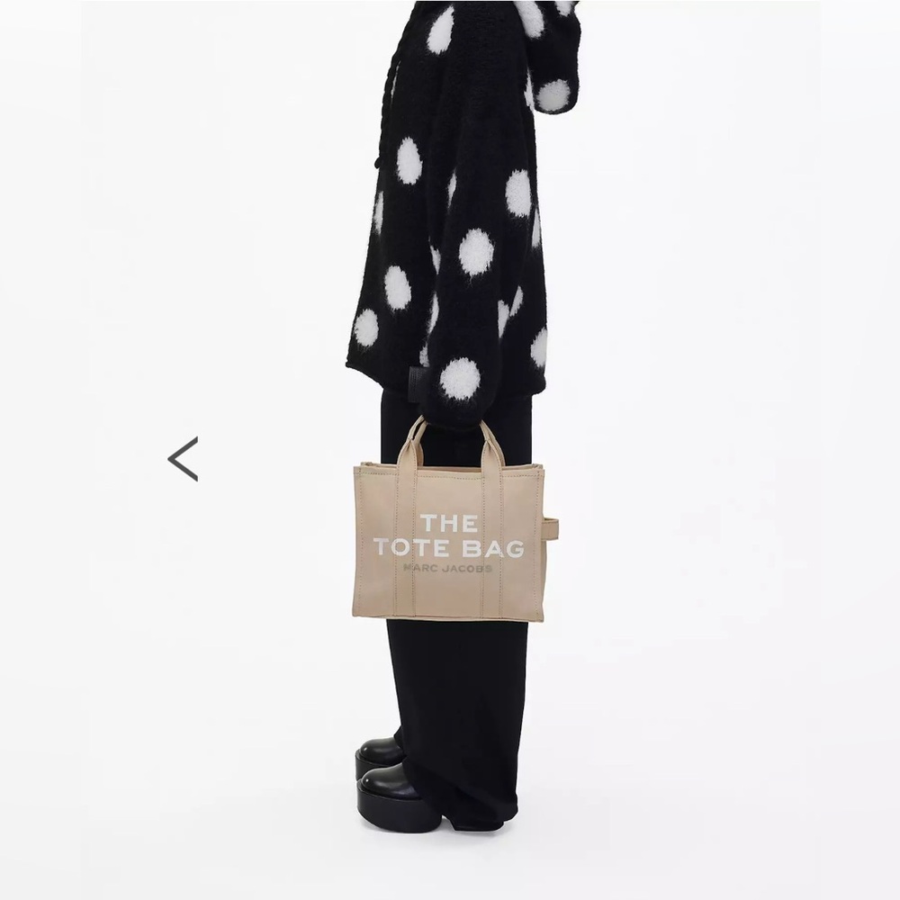 Marc Jacobs The Canvas Medium Tote Bag - Picture 6 of 11